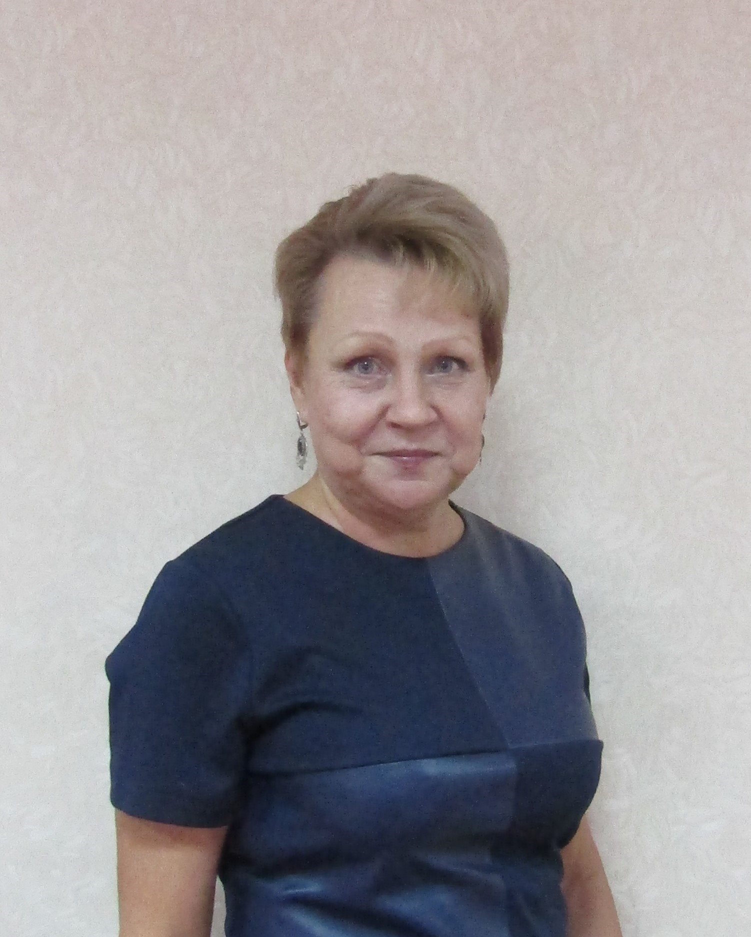 Дудоладова Елена Николаевна.